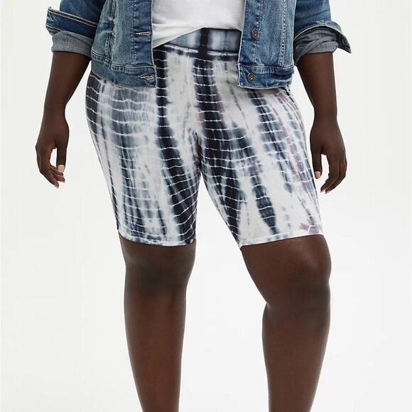 🆕 Torrid Tie-Dye Bike Short Plus 4X - Picture 5 of 5